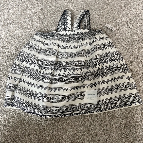 Old Navy Other - Toddler top